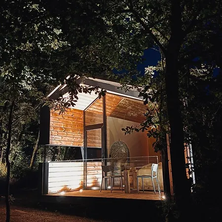 En Ribeira Sacra, Borbela De Luz Kamp alanı *